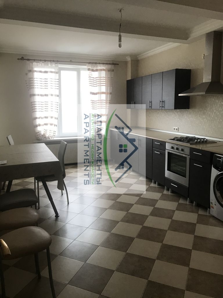 Продажа 3-комнатной квартиры, Пятигорск, Розы Люксембург ул,  42