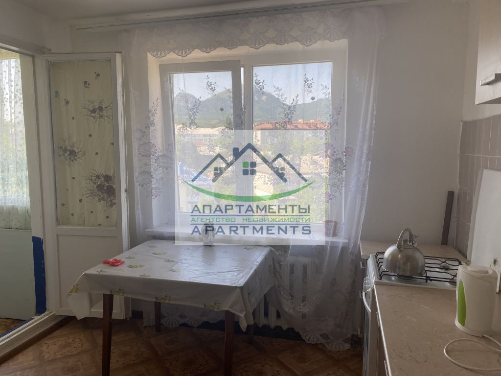 Продажа 2-комнатной квартиры, Пятигорск, Сельская ул,  24к2