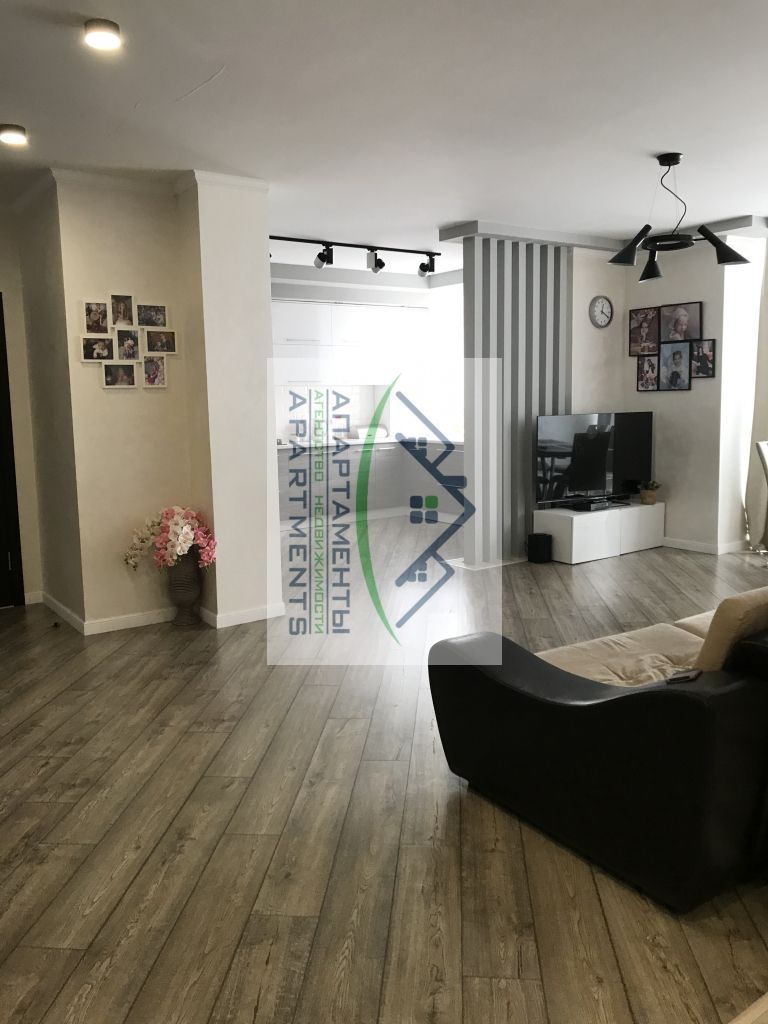 Продажа 5-комнатной квартиры, Пятигорск, Оранжерейная ул,  21/1