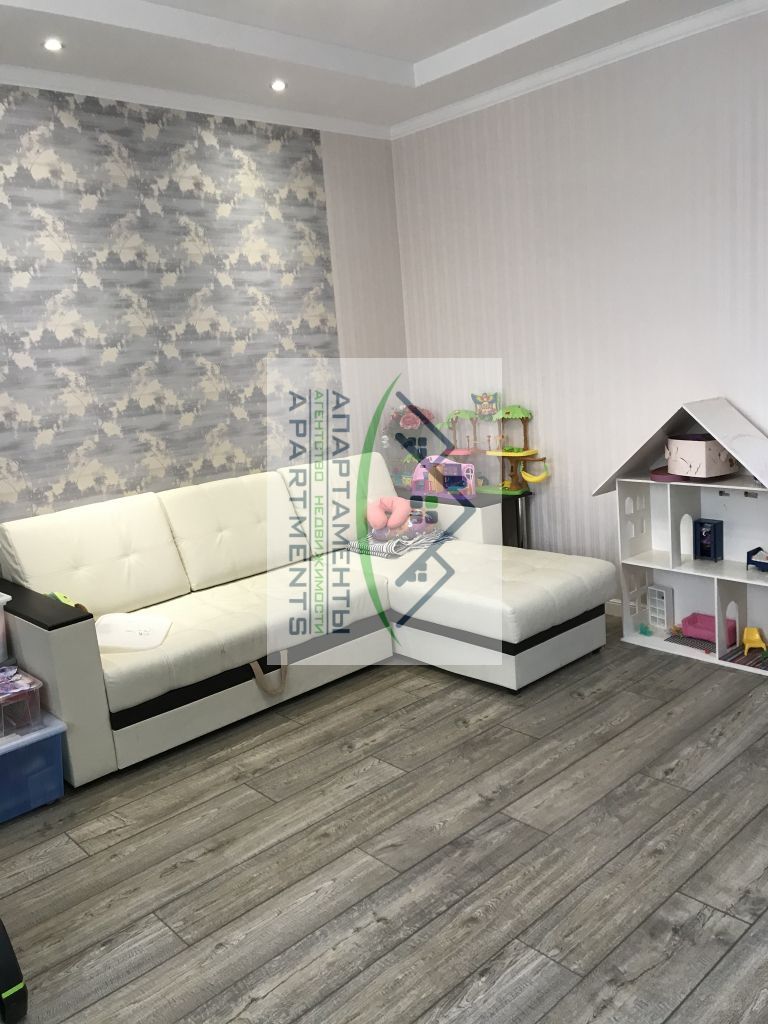 Продажа 5-комнатной квартиры, Пятигорск, Оранжерейная ул,  21/1