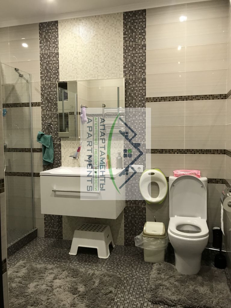 Продажа 5-комнатной квартиры, Пятигорск, Оранжерейная ул,  21/1