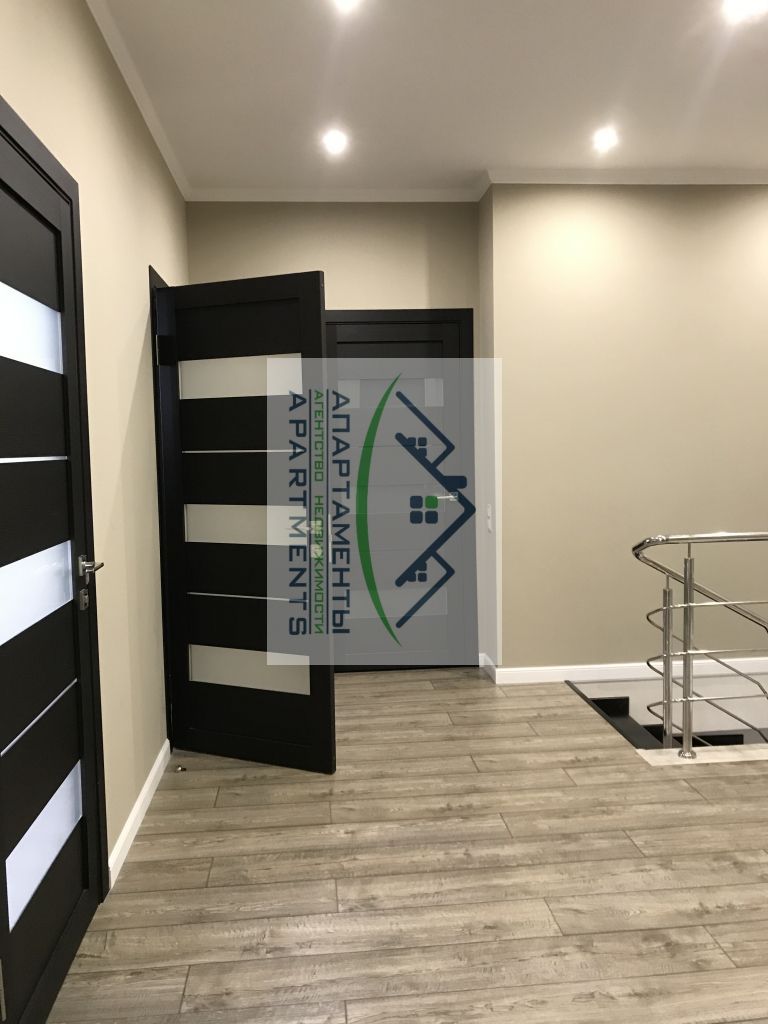 Продажа 5-комнатной квартиры, Пятигорск, Оранжерейная ул,  21/1