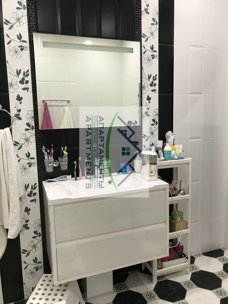 Продажа 5-комнатной квартиры, Пятигорск, Оранжерейная ул,  21/1