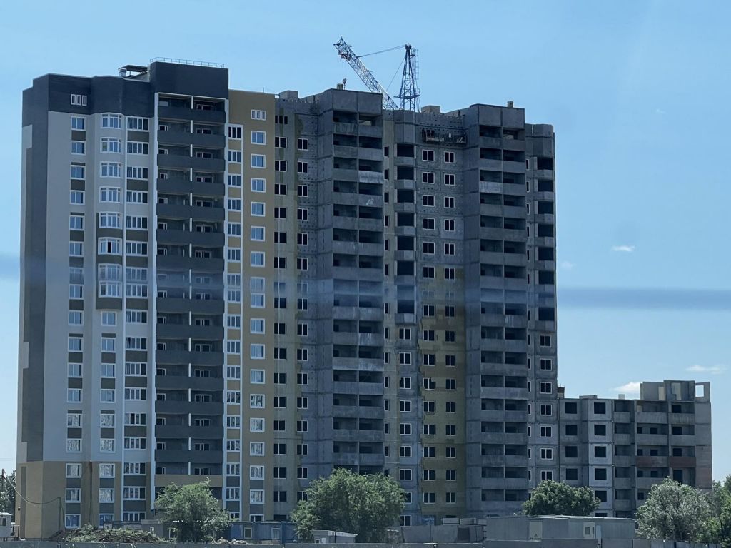 Продажа 3-комнатной новостройки, Оренбург, Победы пр-кт,  151/1