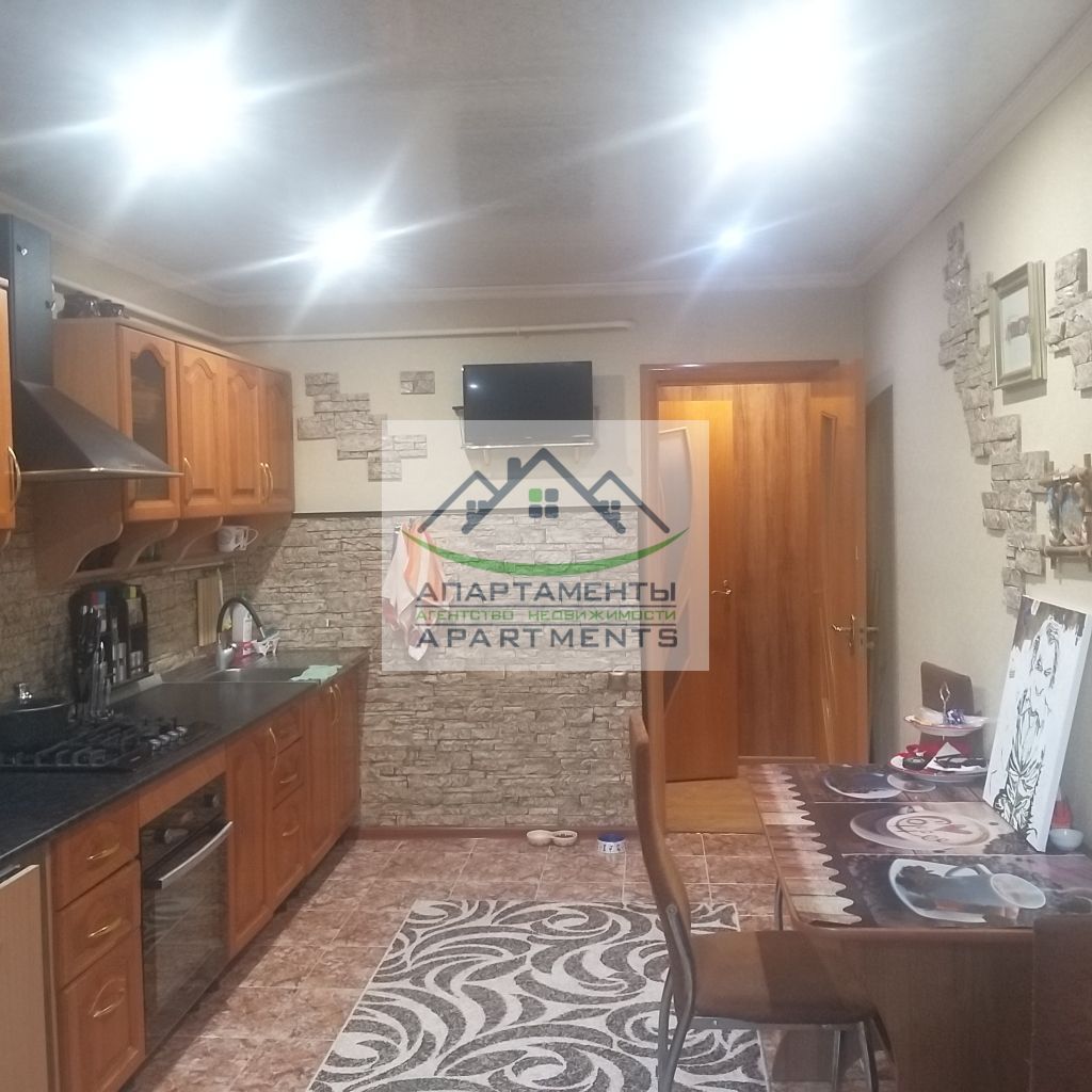 Продажа 2-комнатной квартиры, Пятигорск, Ермолова ул,  6к2