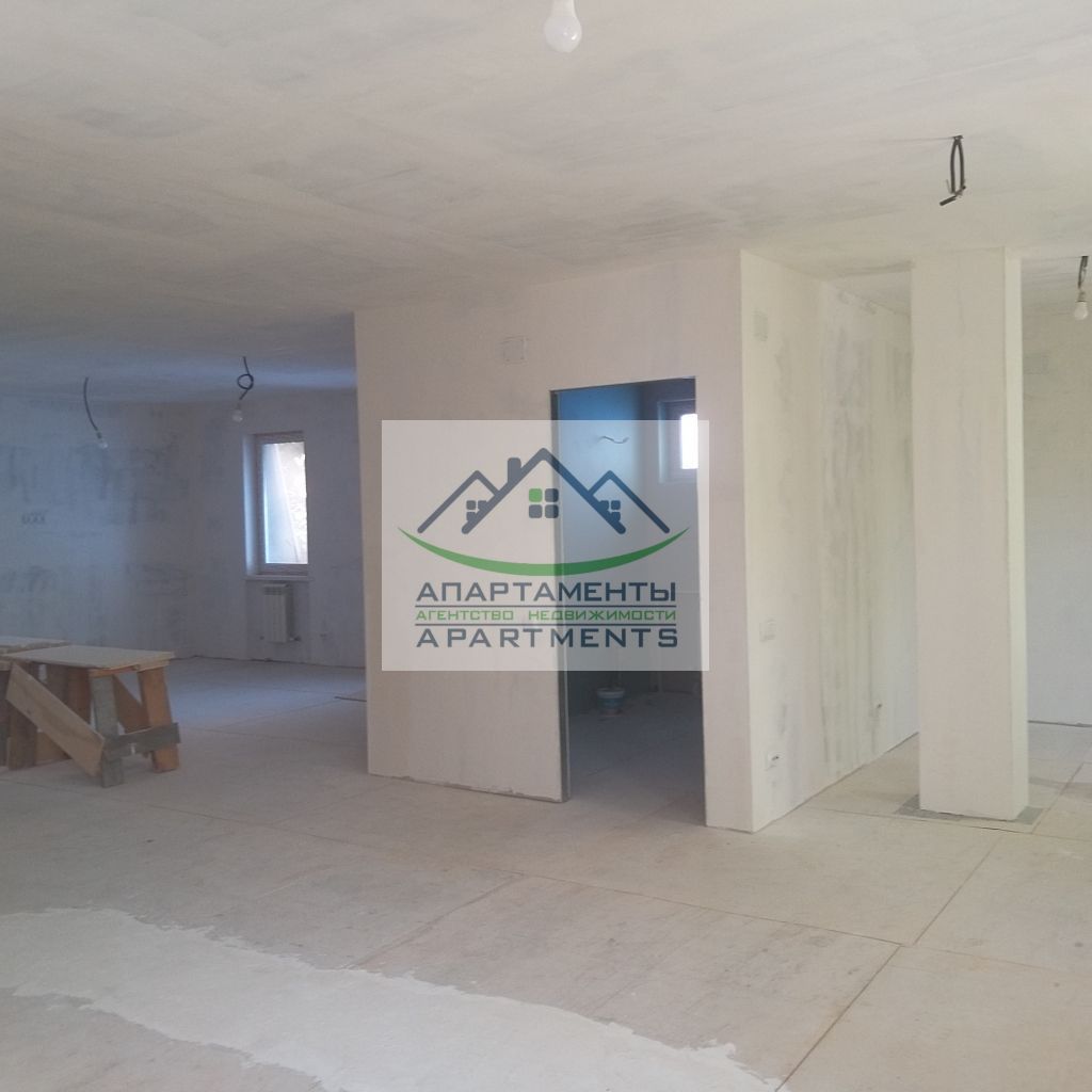 Продажа 6-комнатной квартиры, Пятигорск, Коста Хетагурова ул,  2а