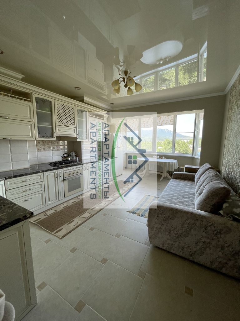 Продажа 3-комнатной квартиры, Пятигорск, Людкевича ул,  9к3