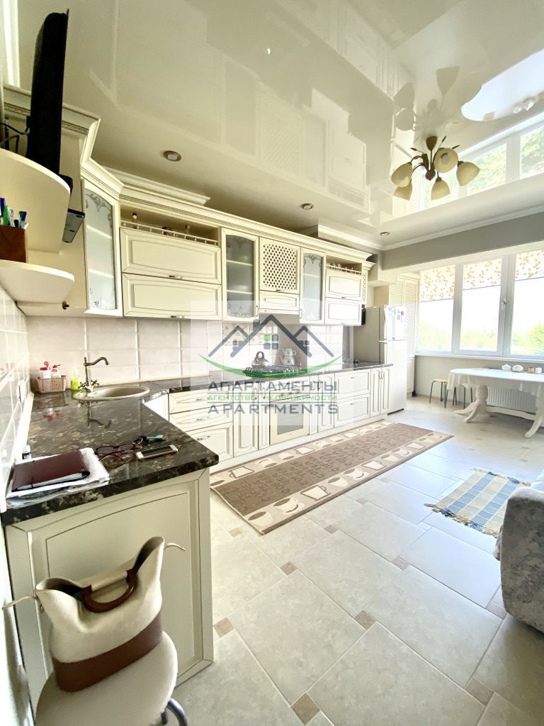 Продажа 3-комнатной квартиры, Пятигорск, Людкевича ул,  9к3