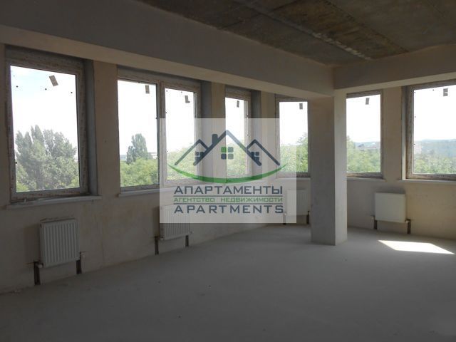 Продажа 4-комнатной квартиры, Пятигорск, Университетская ул,  28