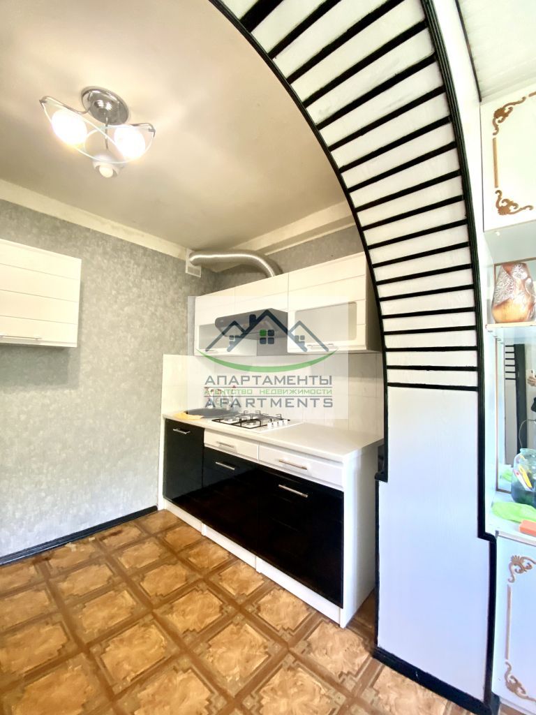 Продажа 1-комнатной квартиры, Пятигорск, Калинина пр-кт,  2к3