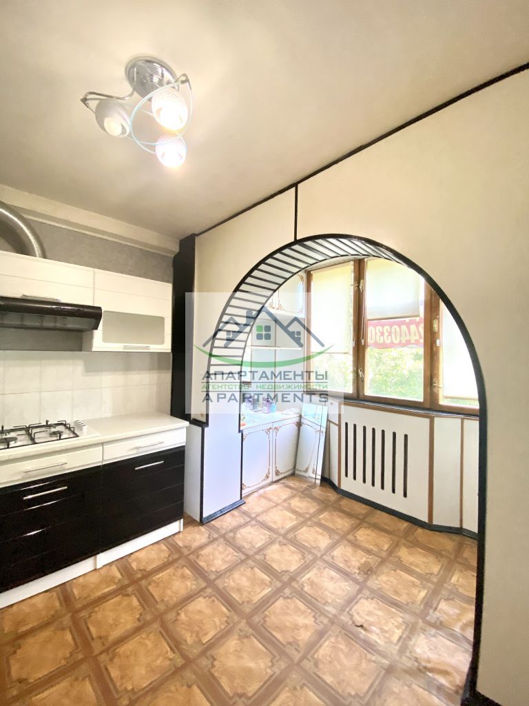 Продажа 1-комнатной квартиры, Пятигорск, Калинина пр-кт,  2к3