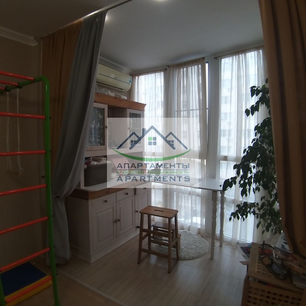 Продажа 4-комнатной квартиры, Пятигорск, Оранжерейная ул,  21к4