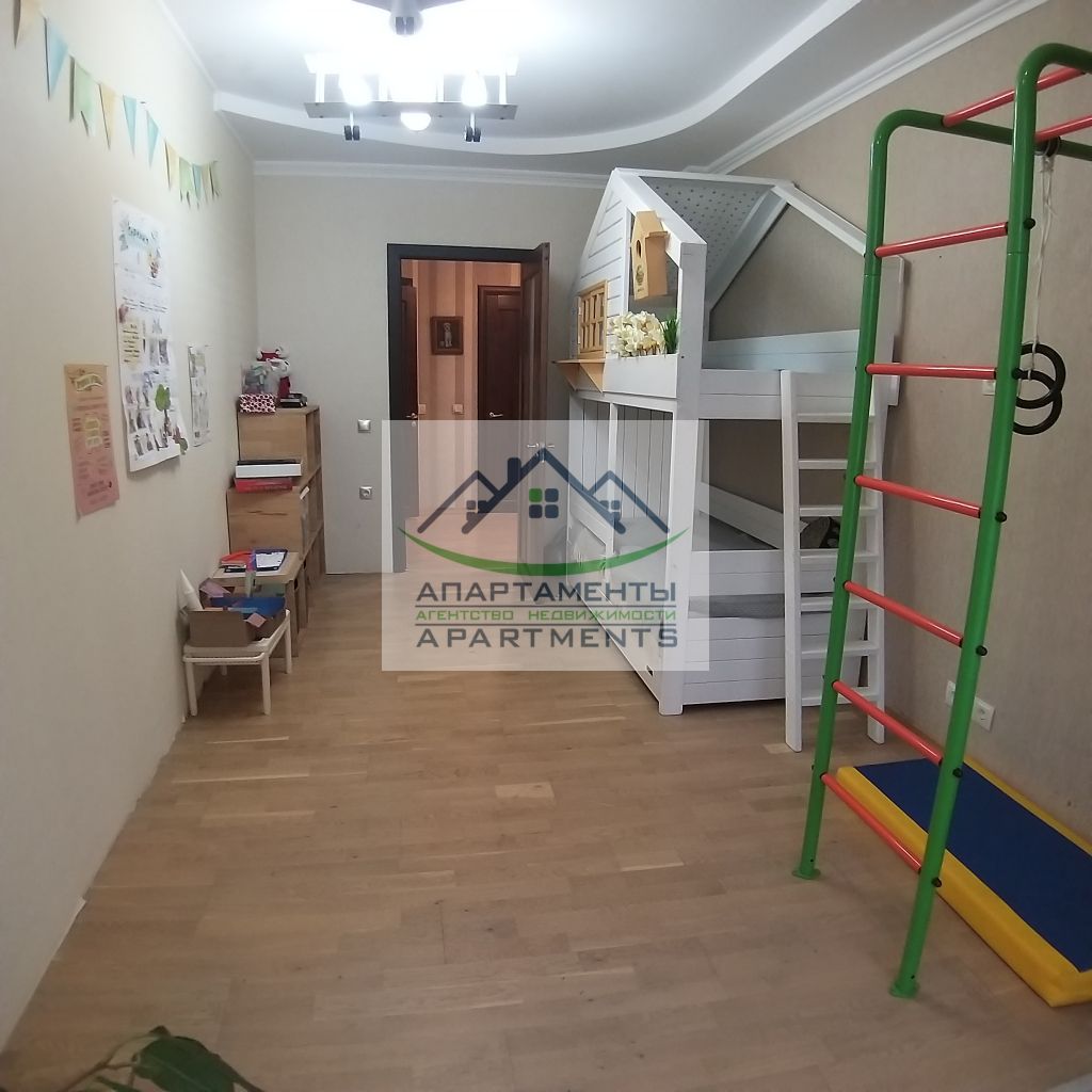 Продажа 4-комнатной квартиры, Пятигорск, Оранжерейная ул,  21к4