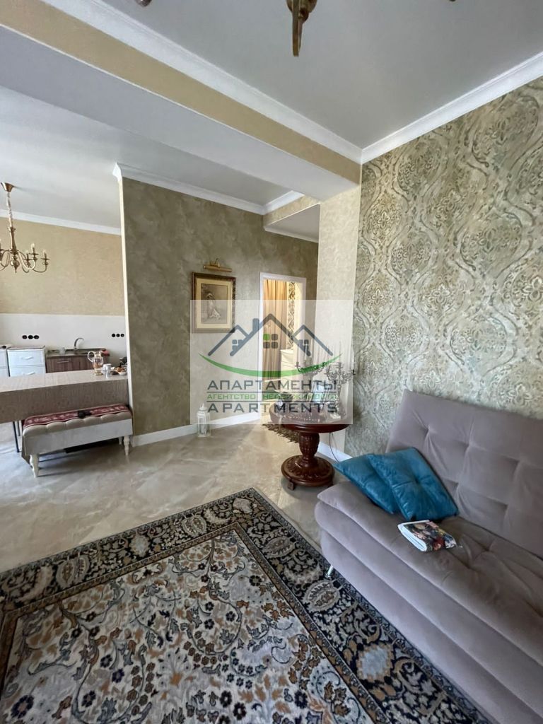 Продажа 2-комнатной квартиры, Ессентуки, Октябрьская ул,  337/2