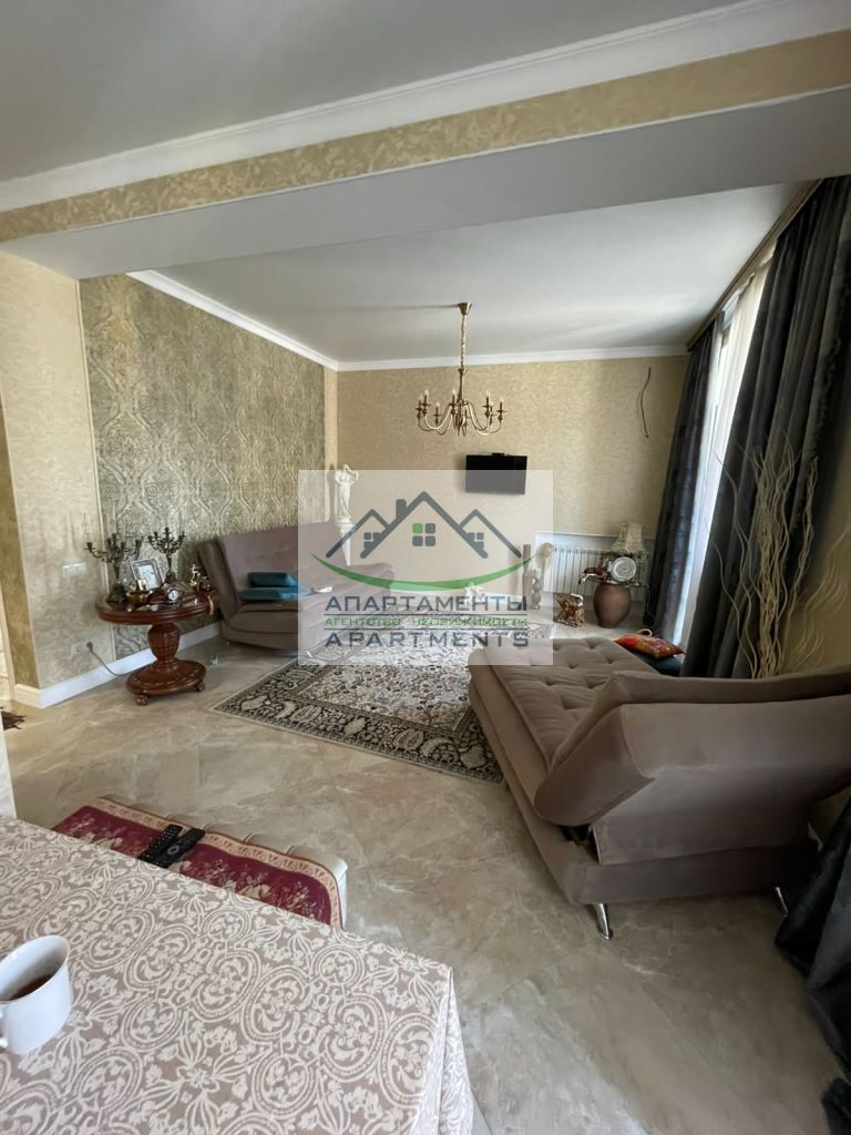 Продажа 2-комнатной квартиры, Ессентуки, Октябрьская ул,  337/2