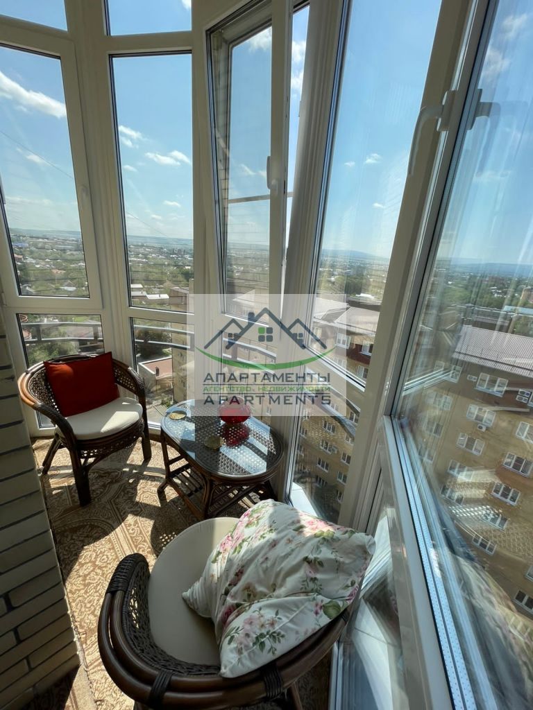 Продажа 2-комнатной квартиры, Ессентуки, Октябрьская ул,  337/2