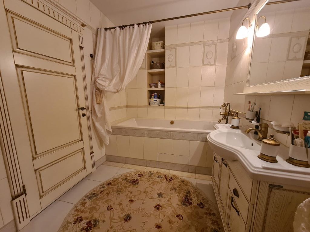 Продажа 2-комнатной квартиры, Батайск, Половинко ул,  280