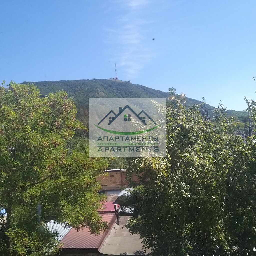 Продажа 4-комнатной квартиры, Пятигорск, Крайнего ул,  4