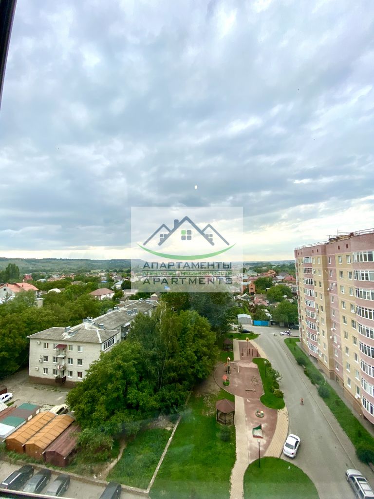 Продажа 3-комнатной квартиры, Пятигорск, Огородная ул,  37/2