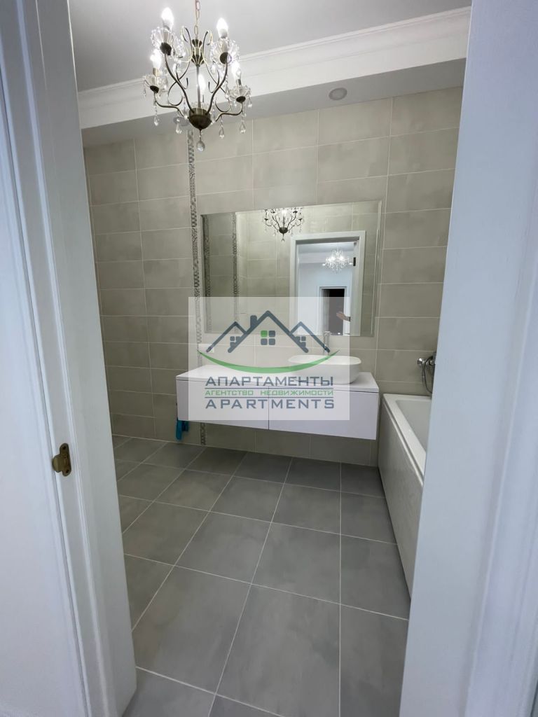 Продажа 3-комнатной квартиры, Ессентуки, Октябрьская ул,  337/3