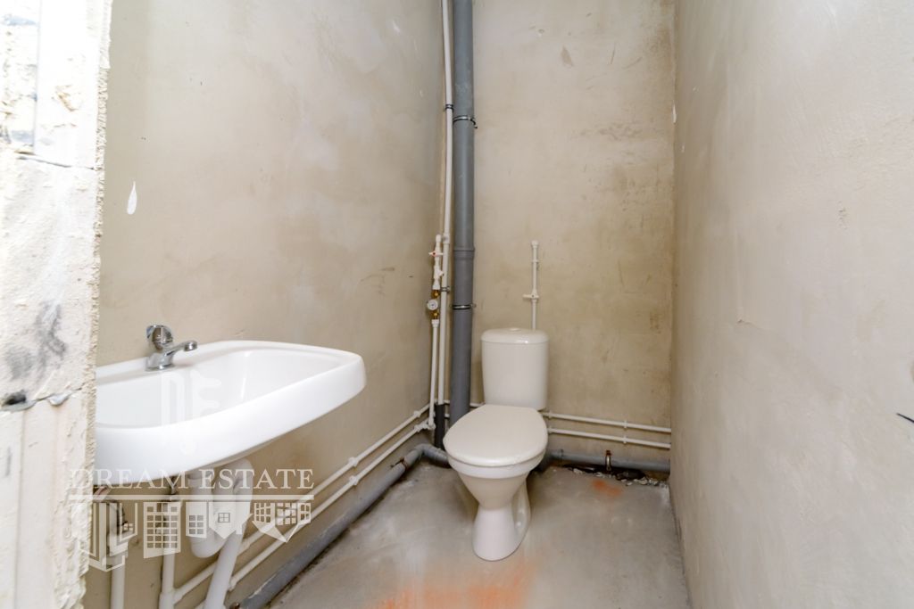 Продажа 3-комнатной квартиры, Ярославль, Авиаторов пр-кт,  11