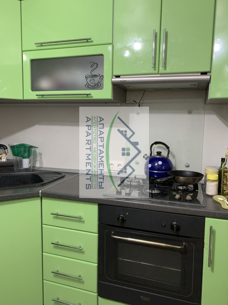 Продажа 1-комнатной квартиры, Пятигорск, Калинина пр-кт,  2к4