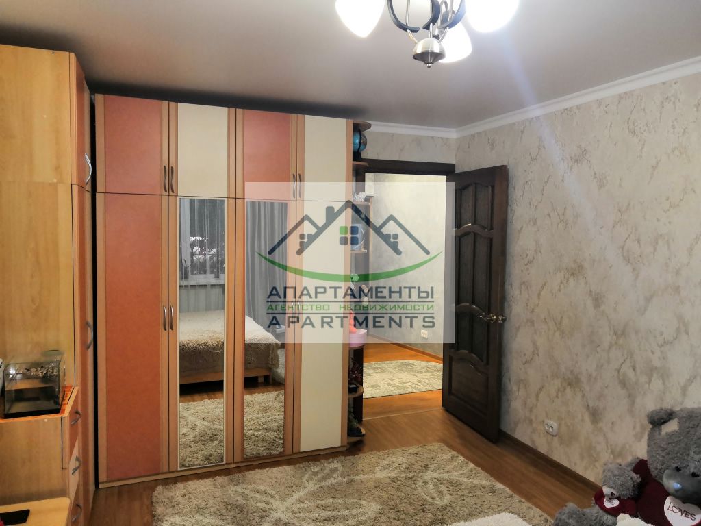 Продажа 4-комнатной квартиры, Минеральные Воды, Анджиевского ул,  7