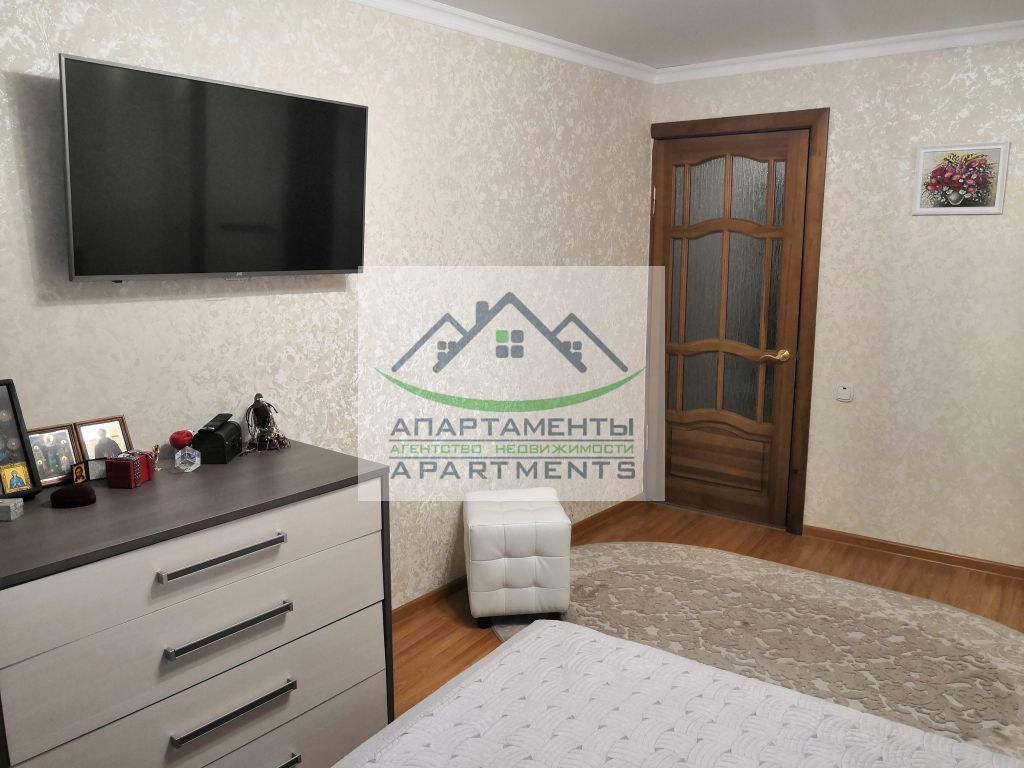 Продажа 4-комнатной квартиры, Минеральные Воды, Анджиевского ул,  7