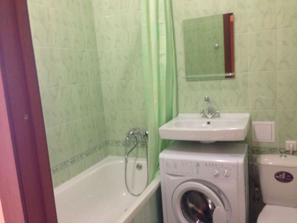 Продажа 1-комнатной квартиры, Батайск, Ленинградская ул,  271