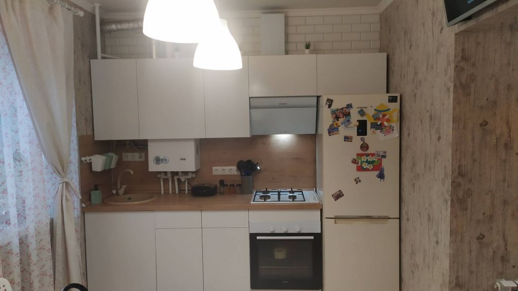 Продажа 1-комнатной квартиры, Батайск, Луначарского ул,  188