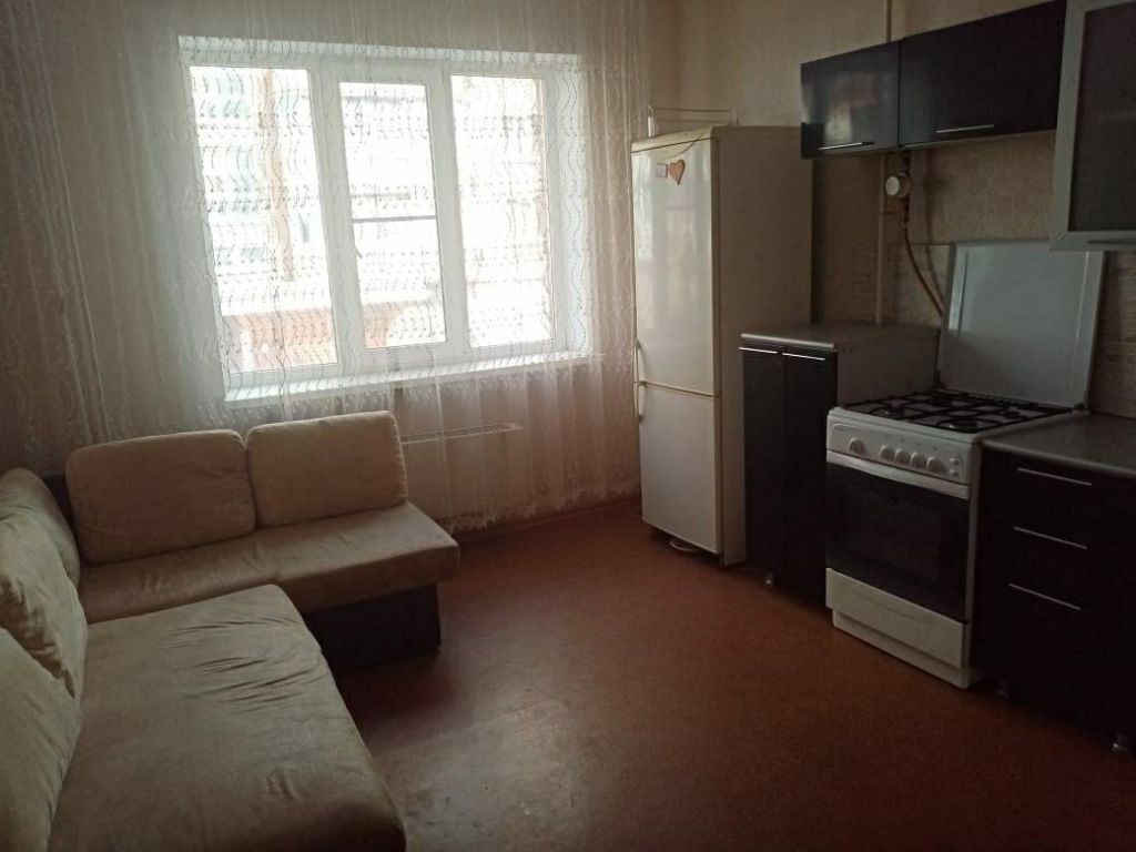 Продажа 1-комнатной квартиры, Батайск, Речная ул,  111