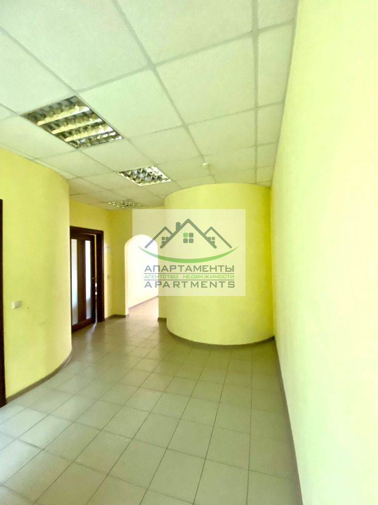 Продажа коммерческой недвижимости, 355м <sup>2</sup>, Пятигорск, Калинина пр-кт,  2А