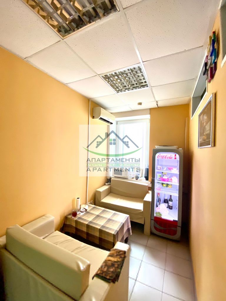 Продажа коммерческой недвижимости, 355м <sup>2</sup>, Пятигорск, Калинина пр-кт,  2А