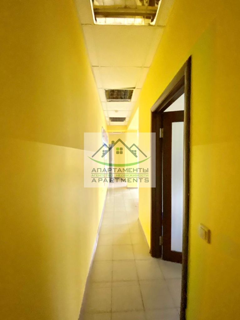 Продажа коммерческой недвижимости, 355м <sup>2</sup>, Пятигорск, Калинина пр-кт,  2А