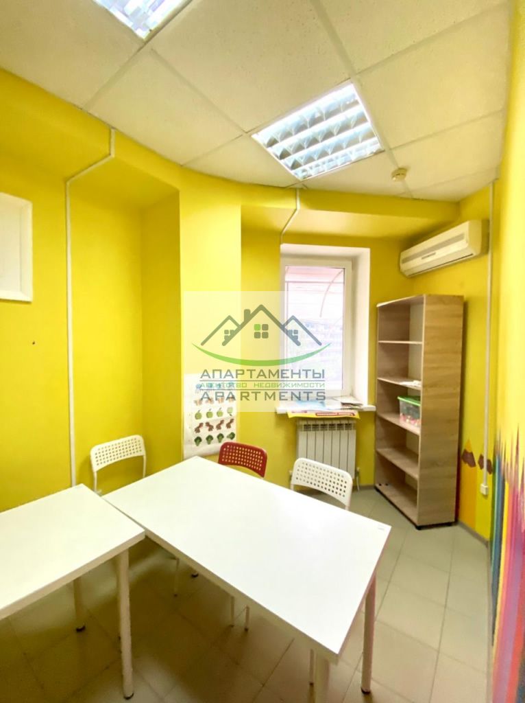 Продажа коммерческой недвижимости, 355м <sup>2</sup>, Пятигорск, Калинина пр-кт,  2А