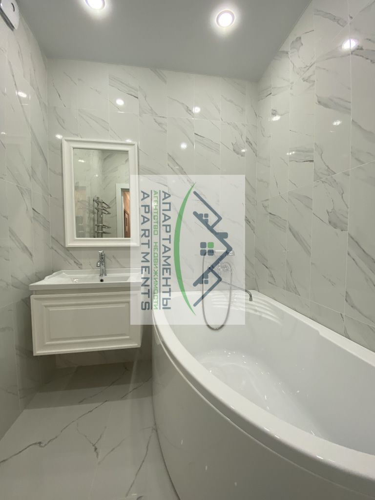 Продажа 2-комнатной квартиры, Пятигорск, Оранжерейная ул,  17к1