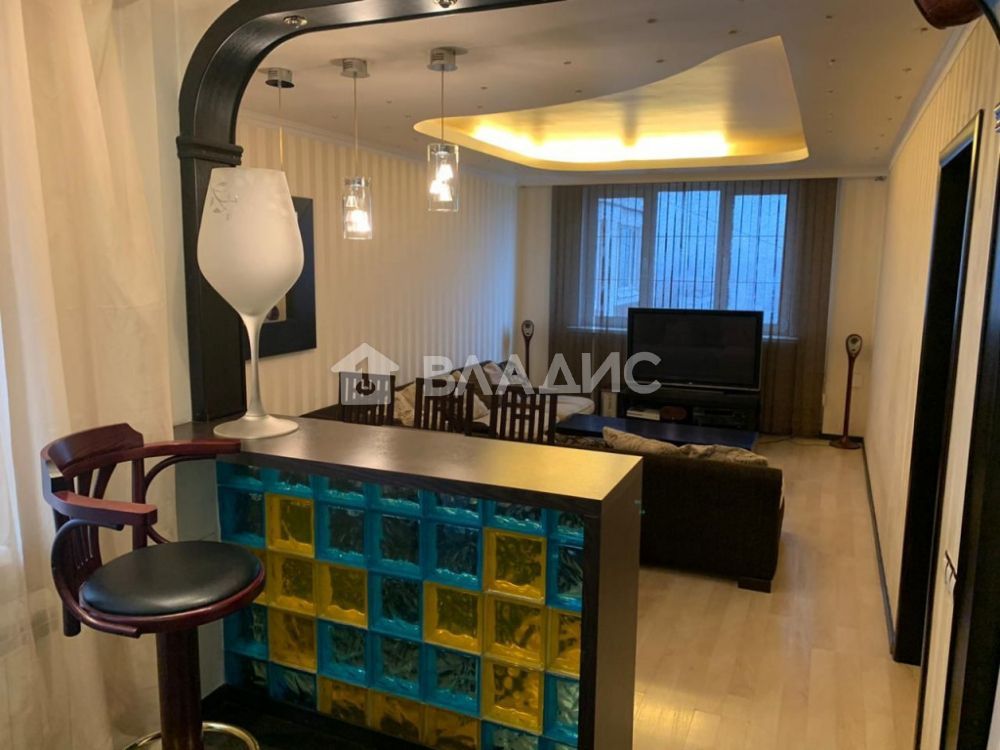 Продажа 4-комнатной квартиры, Москва, Богданова ул, 42 Продажа 4-комнатной квартиры, Москва, Богданова ул, 42
