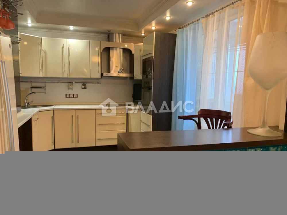 Продажа 4-комнатной квартиры, Москва, Богданова ул, 42 Продажа 4-комнатной квартиры, Москва, Богданова ул, 42