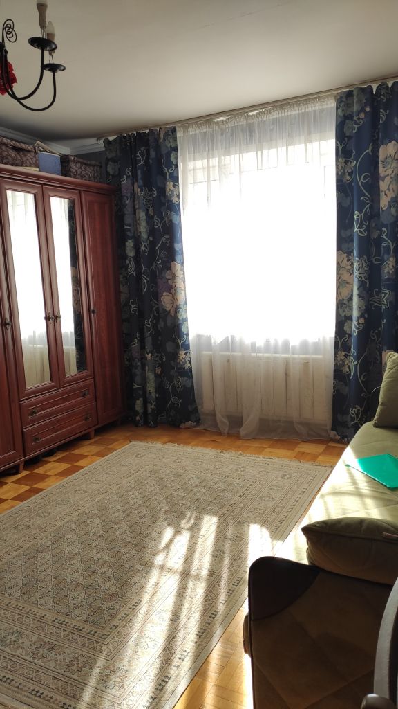 Продажа 1-комнатной квартиры, Смоленск, Ново-Киевская ул,  3