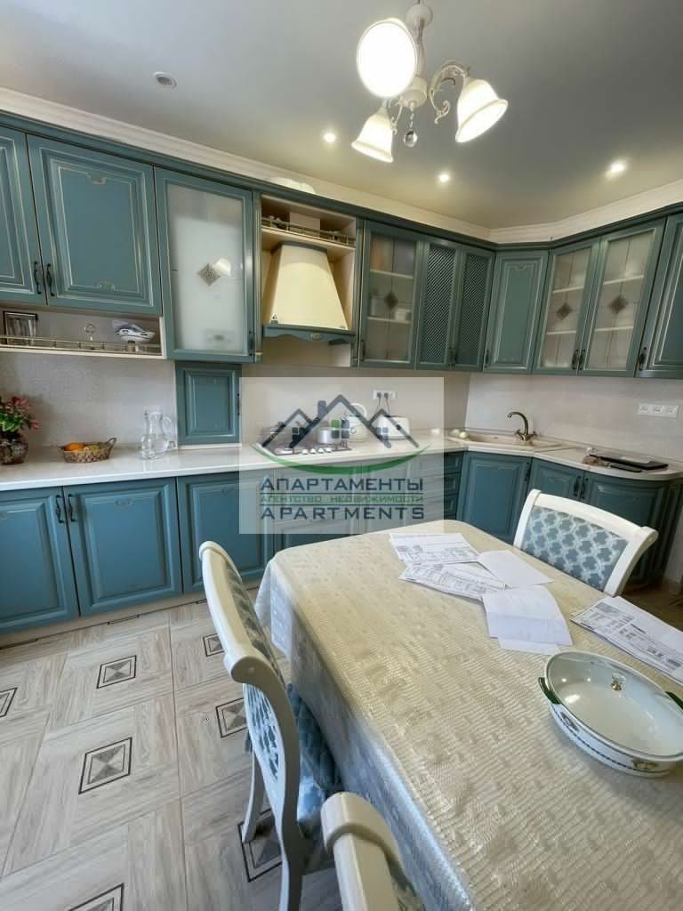 Продажа 3-комнатной квартиры, Ессентуки, Предгорная ул,  12