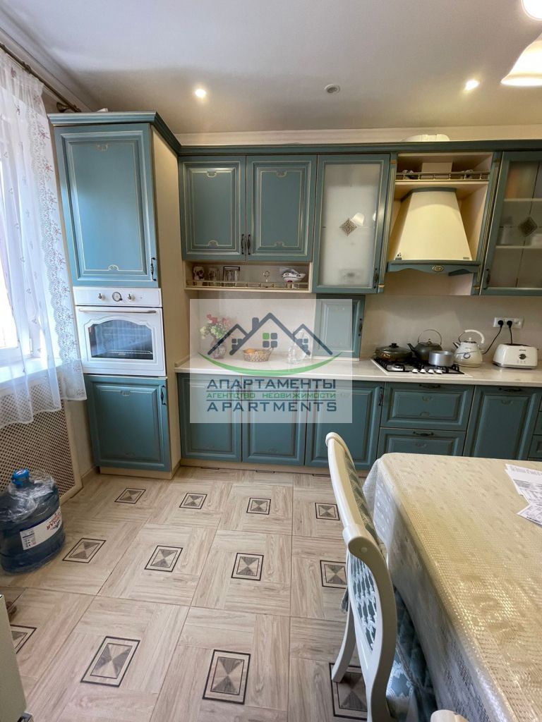 Продажа 3-комнатной квартиры, Ессентуки, Предгорная ул,  12