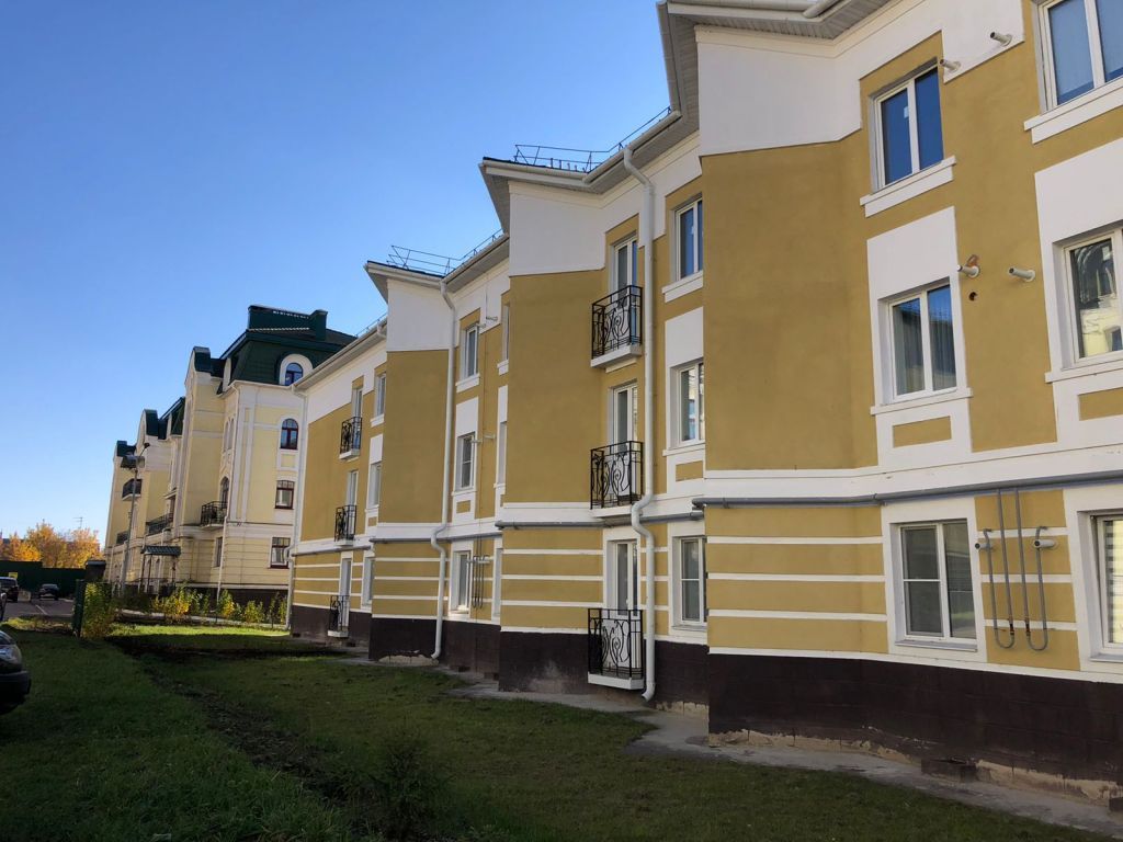 Продажа 2-комнатной квартиры, Кострома, Нижняя Дебря ул,  32Б