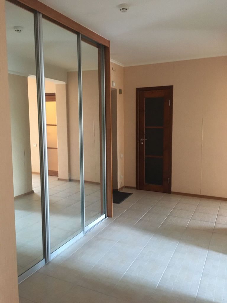 Продажа 2-комнатной квартиры, Ставрополь, Доваторцев ул,  32Б