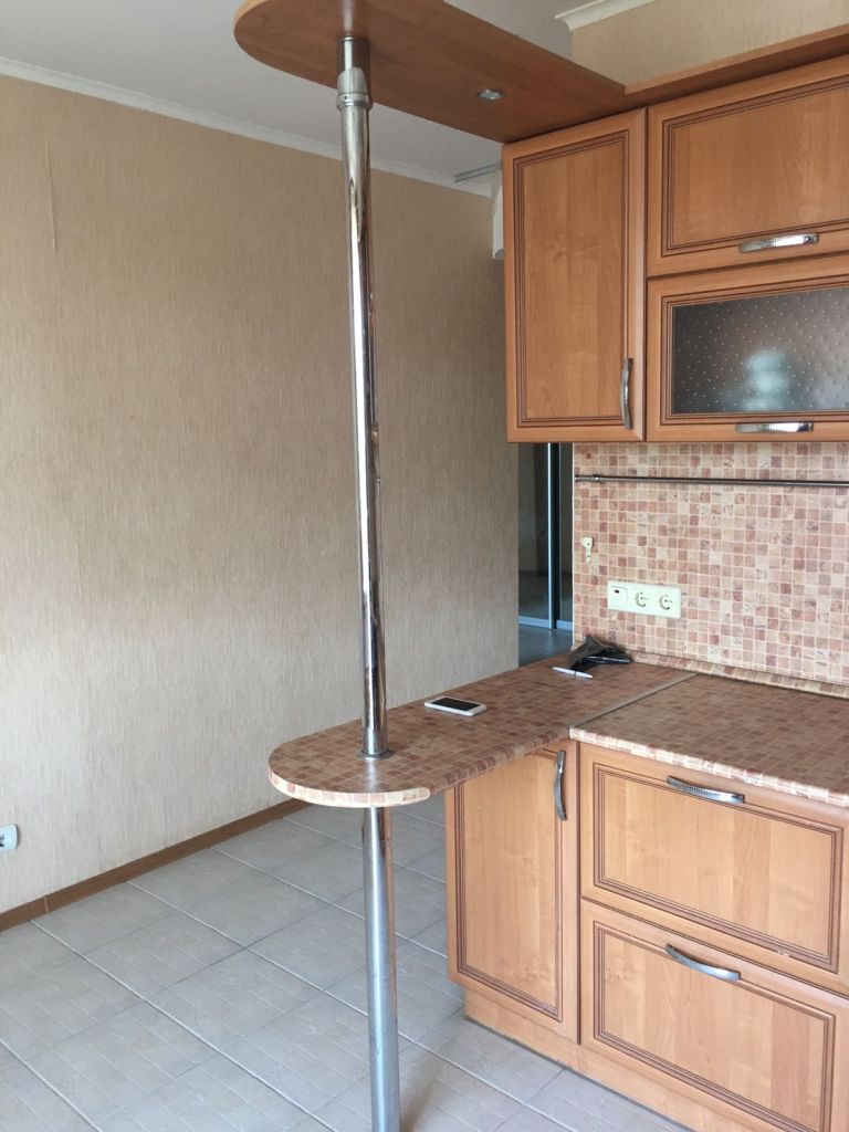 Продажа 2-комнатной квартиры, Ставрополь, Доваторцев ул,  32Б