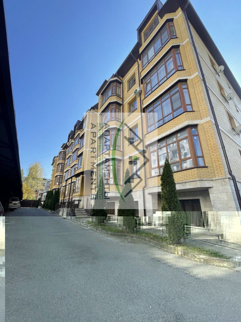 Продажа 4-комнатной квартиры, Пятигорск, Аллея Строителей ул,  7