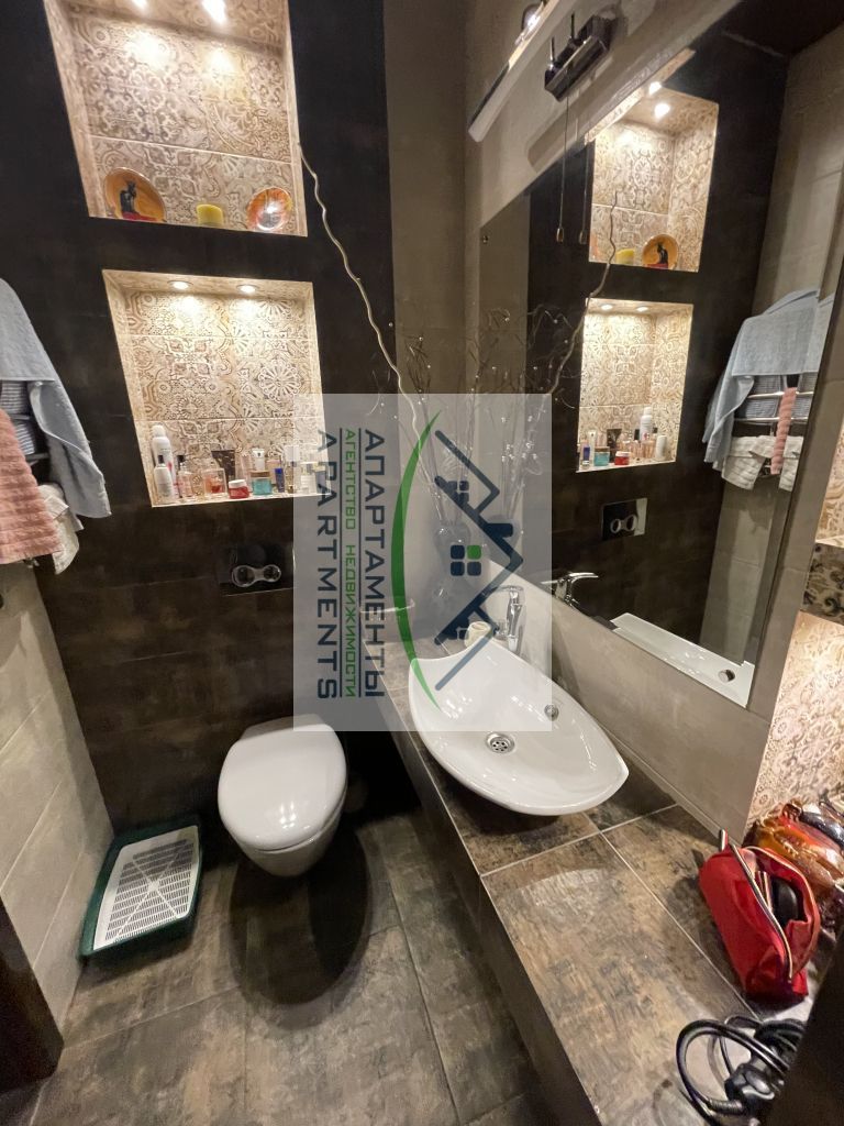 Продажа 2-комнатной квартиры, Пятигорск, Людкевича ул,  9к1