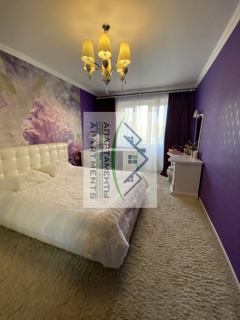 Продажа 4-комнатной квартиры, Ессентуки, Орджоникидзе ул,  84к2