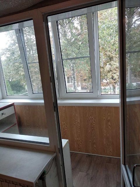 Продажа 2-комнатной квартиры, Овощной, мира,  2