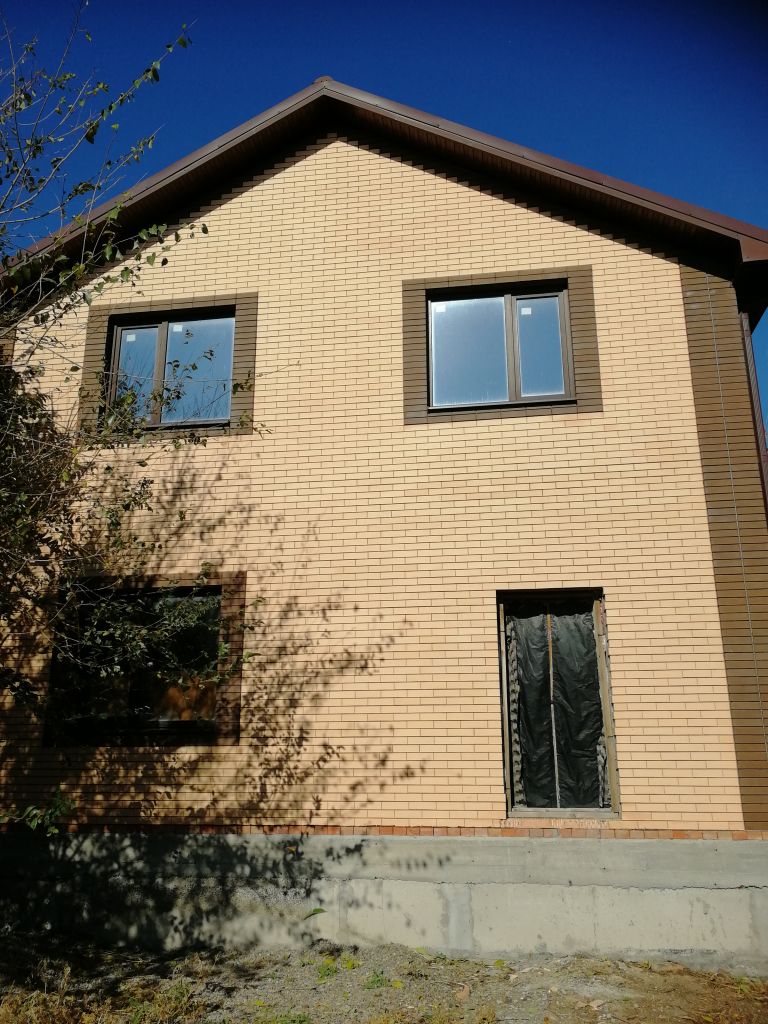 Продажа дома, 168м <sup>2</sup>, 3 сот., Батайск, 50 лет Октября ул