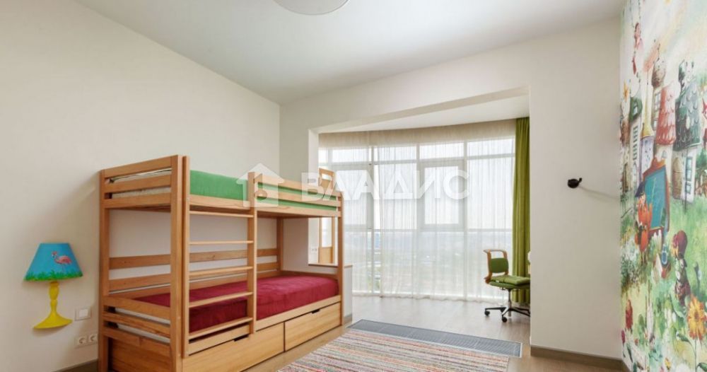 Продажа 4-комнатной квартиры, Москва, Сосновая аллея, 1 Продажа 4-комнатной квартиры, Москва, Сосновая аллея, 1